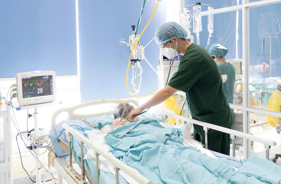 An explosion at the Bac Chu Lai factory injured 12 workers