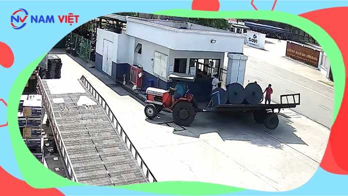 Fabric rolls crush and kill a security guard in My Phuoc 3 Industrial Park