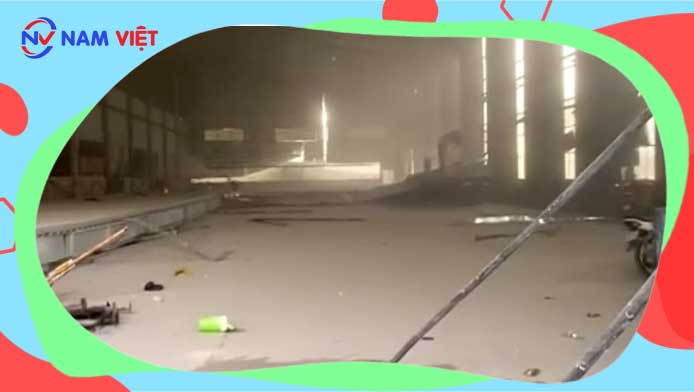 Steel floor collapse causing death of 3 construction workers